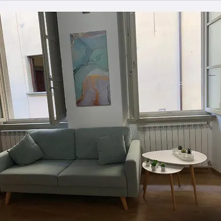 La Torre Di Borgunto - Piazza Grande Apartment