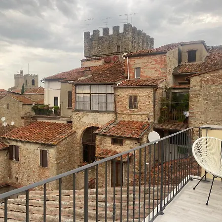 La Torre Di Borgunto - Piazza Grande Apartment *