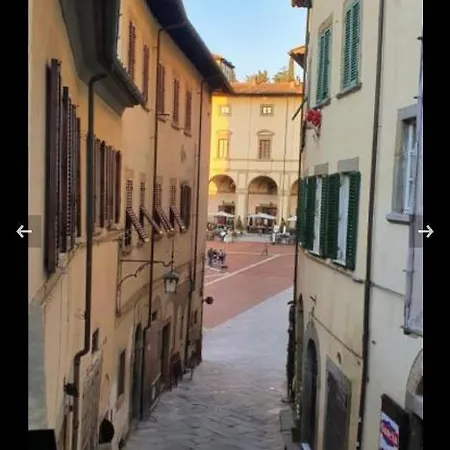 La Torre Di Borgunto - Piazza Grande Arezzo