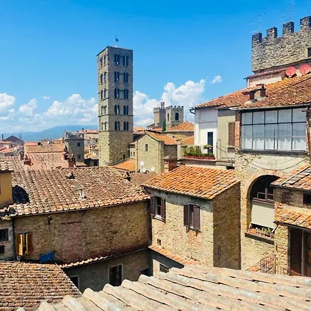 Apartment La Torre Di Borgunto - Piazza Grande *