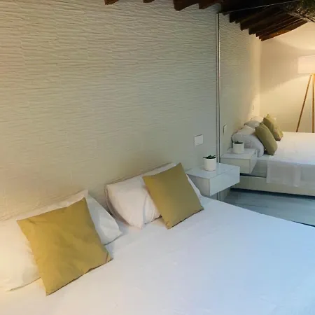 La Torre Di Borgunto - Piazza Grande Apartamento *