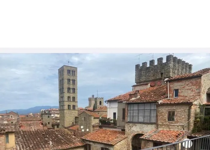 La Torre Di Borgunto - Piazza Grande アパート アレッツォ