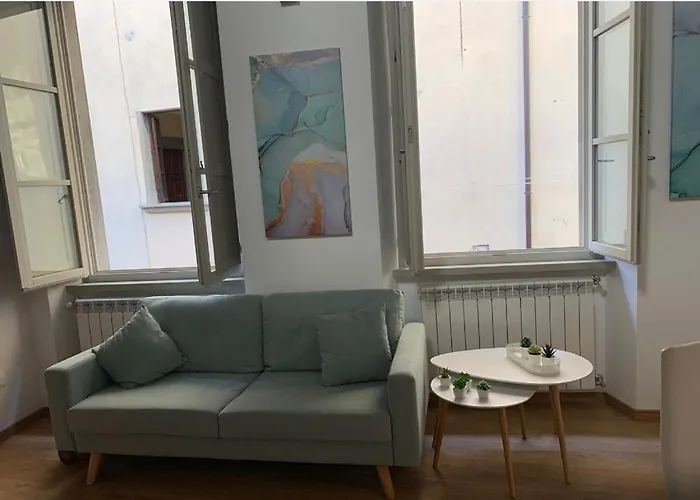 La Torre Di Borgunto - Piazza Grande アパート