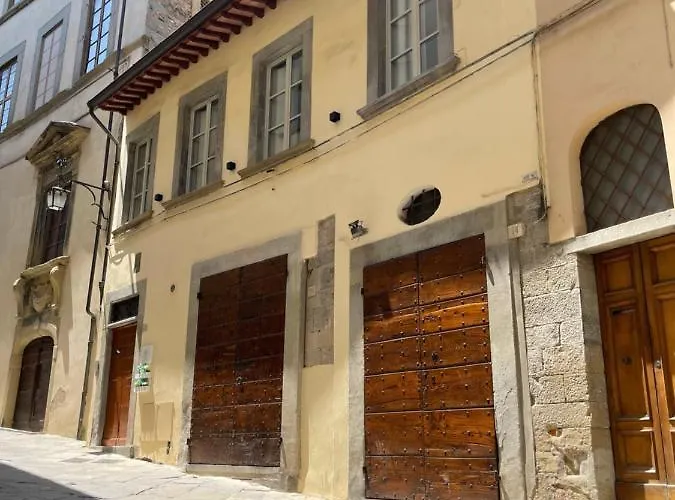 アパート La Torre Di Borgunto - Piazza Grande *