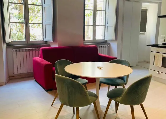 La Torre Di Borgunto - Piazza Grande * アレッツォ