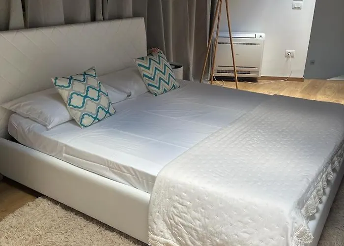 アパート La Torre Di Borgunto - Piazza Grande