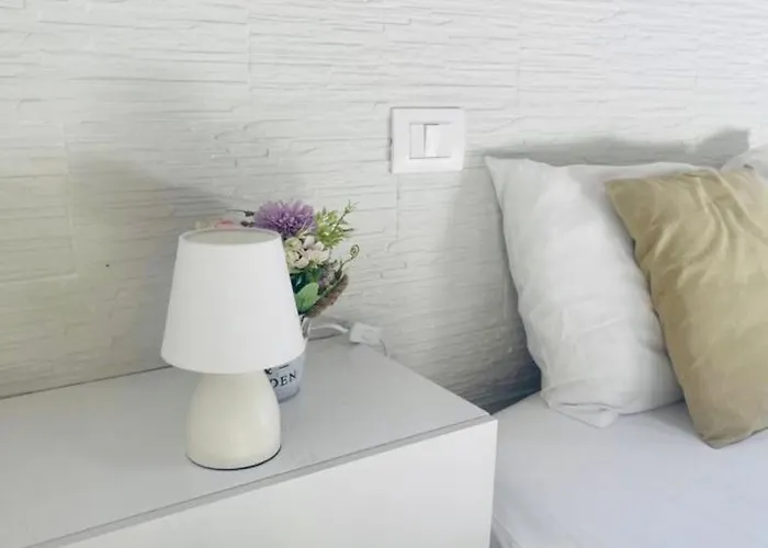 アパート La Torre Di Borgunto - Piazza Grande