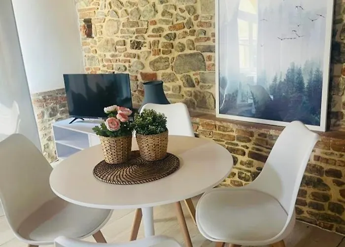 La Torre Di Borgunto - Piazza Grande