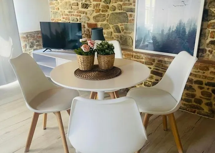 La Torre Di Borgunto - Piazza Grande アパート *