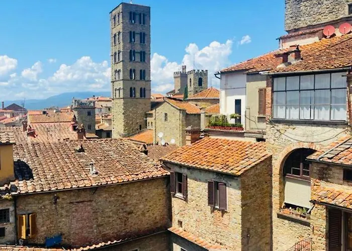 アパート La Torre Di Borgunto - Piazza Grande *